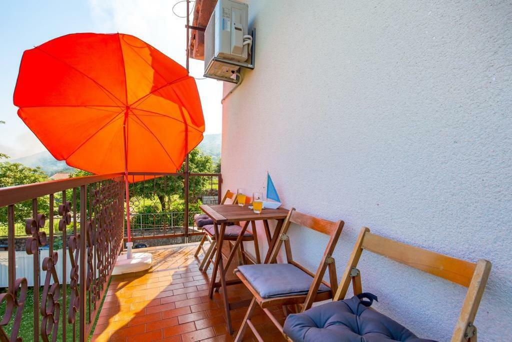 Apartment Roza, Sea View, Free Parking Ičići Esterno foto